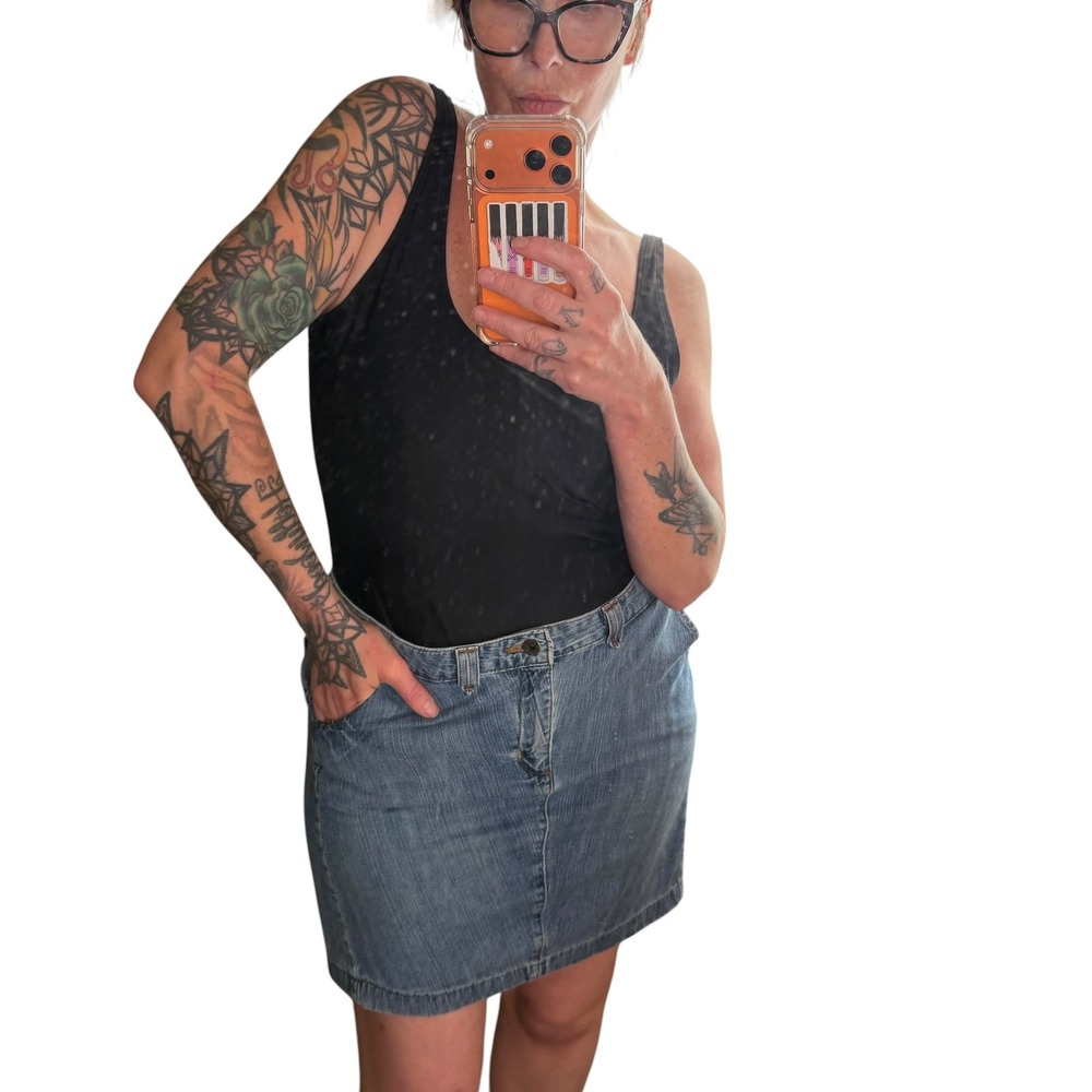 Tommy Hilfiger Denim Mini Skirt Vintage Y2K Tommy Jeans Medium Wash Blue Sz 13